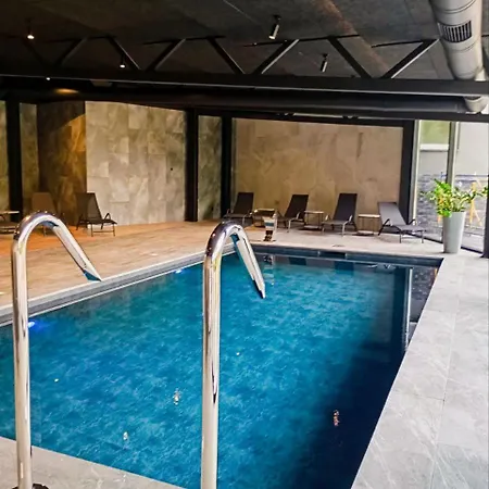 A By Apartel Skhidnytsia