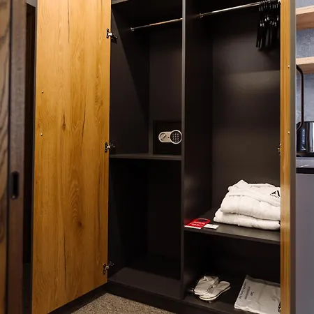 A By Apartel 4* Skhidnytsia