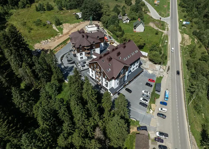 A By Apartel Skhidnytsia