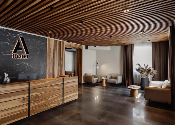 酒店 A By Apartel Skhidnytsia