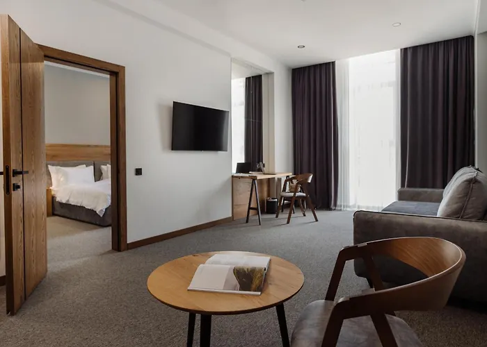 A By Apartel 4*