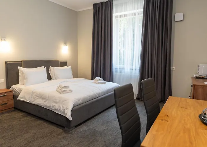 A By Apartel 4*