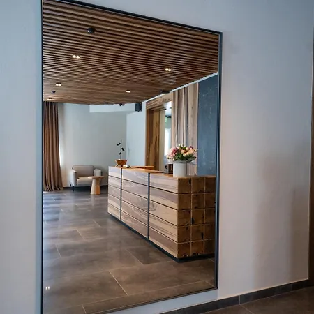 A By Apartel 4* Skhidnytsia