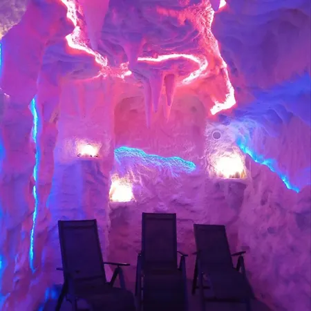 A By Apartel Skhidnytsia