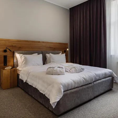 A By Apartel 4* Skhidnytsia